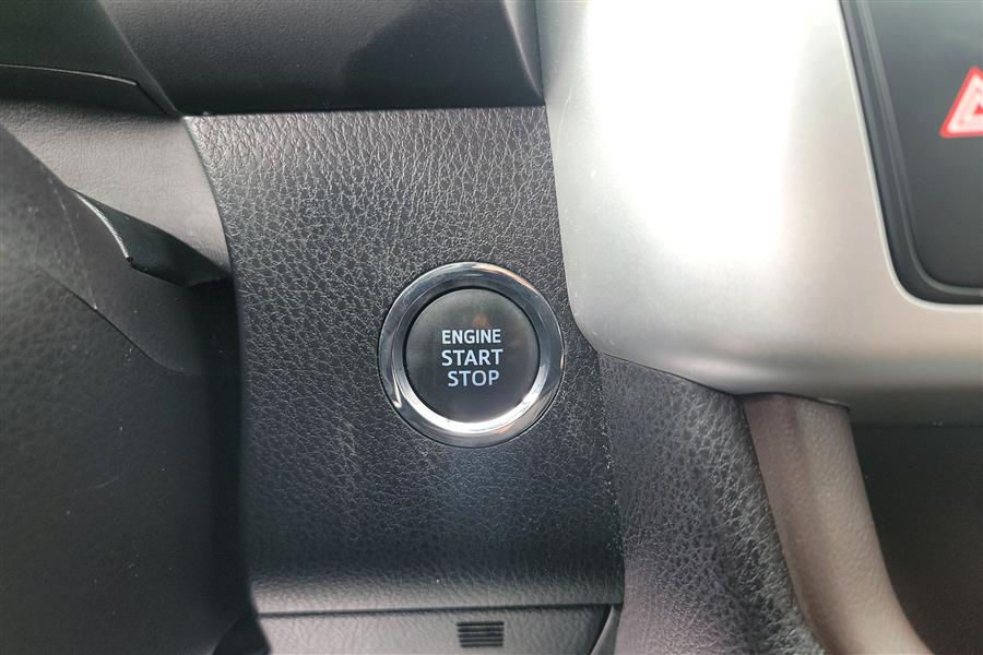 2015 Toyota Highlander AWD 4dr V6 XLE (Natl), available for sale in Lindenhurst, New York | Power Motor Group. Lindenhurst, New York 2015 Toyota Highlander AWD 4dr V6 XLE (Natl), available for sale in Lindenhurst, New York | Power Motor Group. Lindenhurst, New York