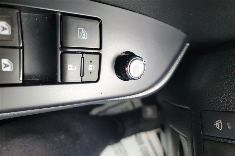 2015 Toyota Highlander AWD 4dr V6 XLE (Natl), available for sale in Lindenhurst, New York | Power Motor Group. Lindenhurst, New York 2015 Toyota Highlander AWD 4dr V6 XLE (Natl), available for sale in Lindenhurst, New York | Power Motor Group. Lindenhurst, New York