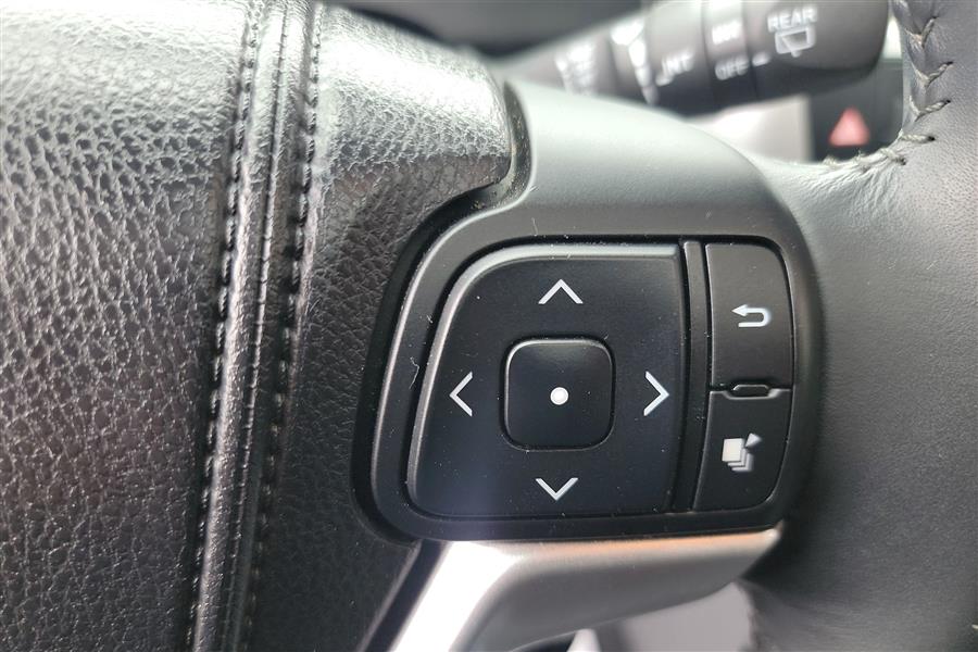 2015 Toyota Highlander AWD 4dr V6 XLE (Natl), available for sale in Lindenhurst, New York | Power Motor Group. Lindenhurst, New York 2015 Toyota Highlander AWD 4dr V6 XLE (Natl), available for sale in Lindenhurst, New York | Power Motor Group. Lindenhurst, New York