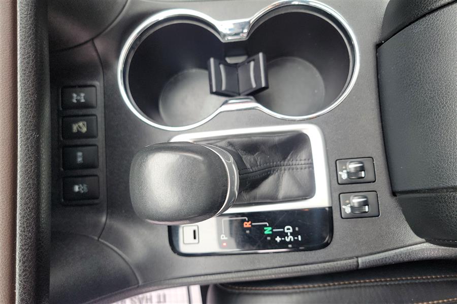 2015 Toyota Highlander AWD 4dr V6 XLE (Natl), available for sale in Lindenhurst, New York | Power Motor Group. Lindenhurst, New York 2015 Toyota Highlander AWD 4dr V6 XLE (Natl), available for sale in Lindenhurst, New York | Power Motor Group. Lindenhurst, New York