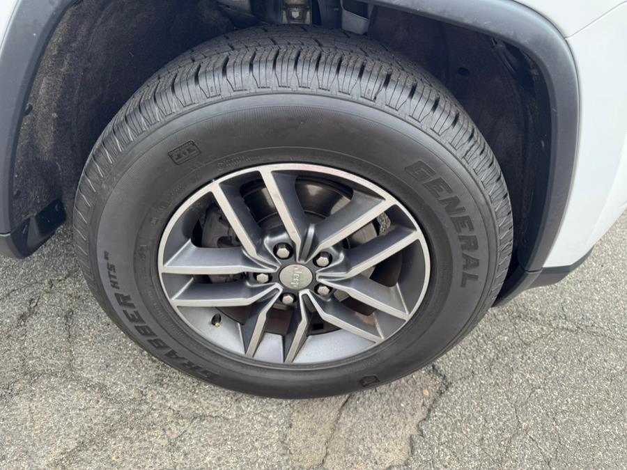 2017 Jeep Grand Cherokee Limited 4x4, available for sale in Berlin, Connecticut | Tru Auto Mall. Berlin, Connecticut 2017 Jeep Grand Cherokee Limited 4x4, available for sale in Berlin, Connecticut | Tru Auto Mall. Berlin, Connecticut