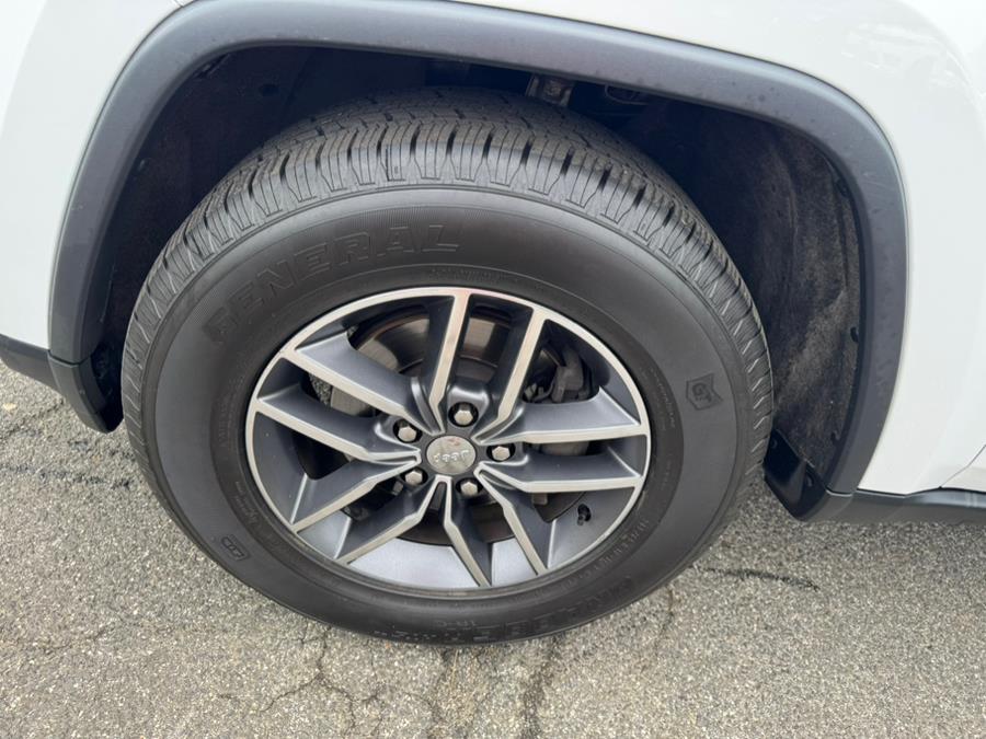 2017 Jeep Grand Cherokee Limited 4x4, available for sale in Berlin, Connecticut | Tru Auto Mall. Berlin, Connecticut 2017 Jeep Grand Cherokee Limited 4x4, available for sale in Berlin, Connecticut | Tru Auto Mall. Berlin, Connecticut