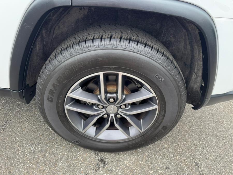 2017 Jeep Grand Cherokee Limited 4x4, available for sale in Berlin, Connecticut | Tru Auto Mall. Berlin, Connecticut 2017 Jeep Grand Cherokee Limited 4x4, available for sale in Berlin, Connecticut | Tru Auto Mall. Berlin, Connecticut