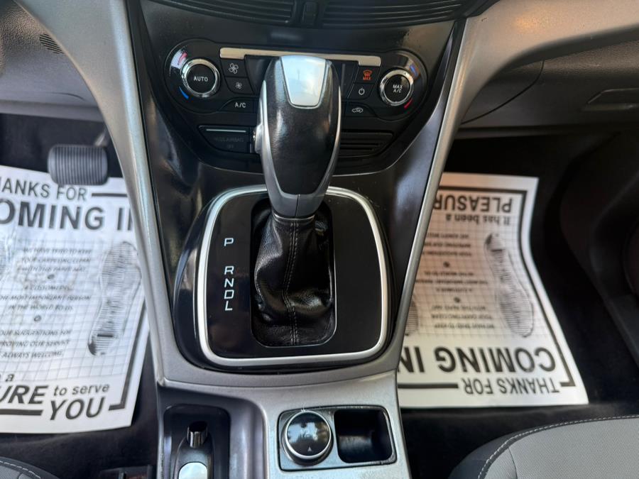 2013 Ford C-Max Hybrid 5dr HB SE, available for sale in Revere, Massachusetts | Wonderland Auto. Revere, Massachusetts 2013 Ford C-Max Hybrid 5dr HB SE, available for sale in Revere, Massachusetts | Wonderland Auto. Revere, Massachusetts