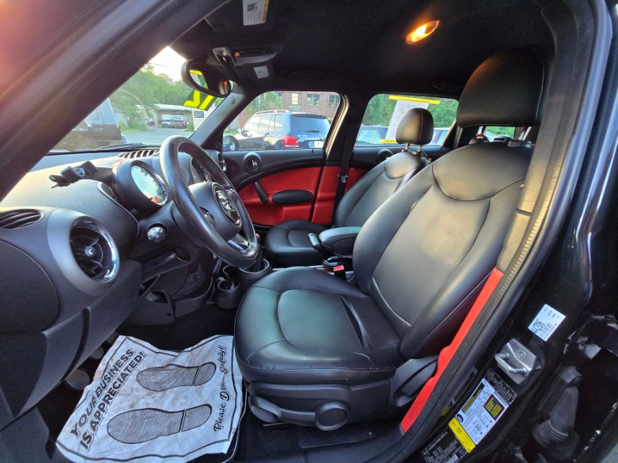 2012 MINI Cooper Countryman FWD 4dr, available for sale in Bristol, Connecticut | Dealmax Motors LLC. Bristol, Connecticut 2012 MINI Cooper Countryman FWD 4dr, available for sale in Bristol, Connecticut | Dealmax Motors LLC. Bristol, Connecticut
