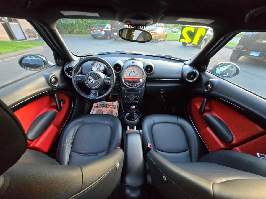 2012 MINI Cooper Countryman FWD 4dr, available for sale in Bristol, Connecticut | Dealmax Motors LLC. Bristol, Connecticut 2012 MINI Cooper Countryman FWD 4dr, available for sale in Bristol, Connecticut | Dealmax Motors LLC. Bristol, Connecticut