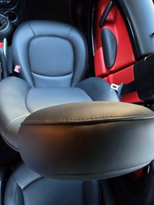 2012 MINI Cooper Countryman FWD 4dr, available for sale in Bristol, Connecticut | Dealmax Motors LLC. Bristol, Connecticut 2012 MINI Cooper Countryman FWD 4dr, available for sale in Bristol, Connecticut | Dealmax Motors LLC. Bristol, Connecticut