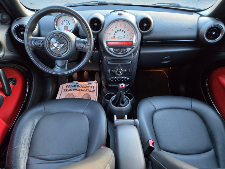 2012 MINI Cooper Countryman FWD 4dr, available for sale in Bristol, Connecticut | Dealmax Motors LLC. Bristol, Connecticut 2012 MINI Cooper Countryman FWD 4dr, available for sale in Bristol, Connecticut | Dealmax Motors LLC. Bristol, Connecticut