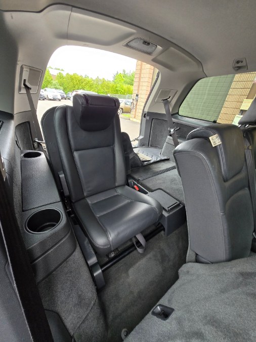 2011 Volvo XC90 AWD 4dr I6, available for sale in Bristol, Connecticut | Dealmax Motors LLC. Bristol, Connecticut 2011 Volvo XC90 AWD 4dr I6, available for sale in Bristol, Connecticut | Dealmax Motors LLC. Bristol, Connecticut