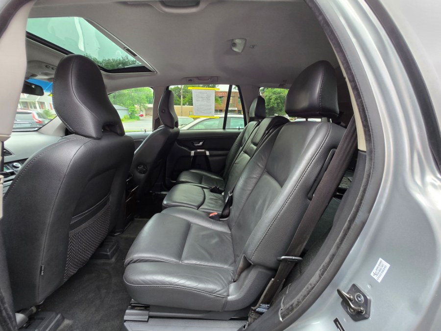 2011 Volvo XC90 AWD 4dr I6, available for sale in Bristol, Connecticut | Dealmax Motors LLC. Bristol, Connecticut 2011 Volvo XC90 AWD 4dr I6, available for sale in Bristol, Connecticut | Dealmax Motors LLC. Bristol, Connecticut