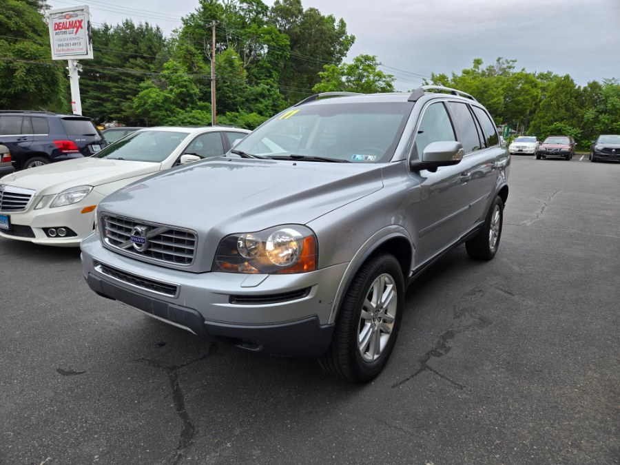 Used 2011 Volvo XC90 in Bristol, Connecticut | Dealmax Motors LLC. Bristol, Connecticut