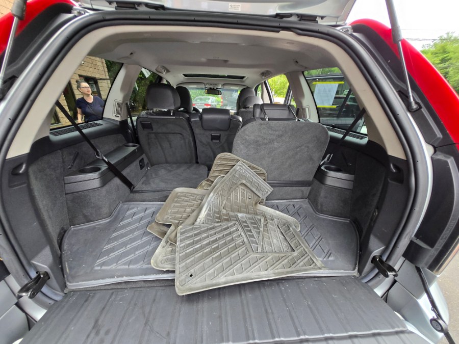 2011 Volvo XC90 AWD 4dr I6, available for sale in Bristol, Connecticut | Dealmax Motors LLC. Bristol, Connecticut 2011 Volvo XC90 AWD 4dr I6, available for sale in Bristol, Connecticut | Dealmax Motors LLC. Bristol, Connecticut
