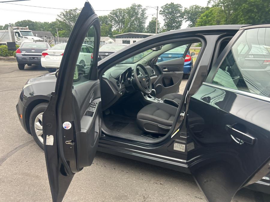2015 Chevrolet Cruze 4dr Sdn Auto 1LT, available for sale in South Windsor , Connecticut | Ful-line Auto LLC. South Windsor , Connecticut 2015 Chevrolet Cruze 4dr Sdn Auto 1LT, available for sale in South Windsor , Connecticut | Ful-line Auto LLC. South Windsor , Connecticut