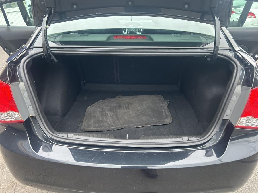 2015 Chevrolet Cruze 4dr Sdn Auto 1LT, available for sale in South Windsor , Connecticut | Ful-line Auto LLC. South Windsor , Connecticut 2015 Chevrolet Cruze 4dr Sdn Auto 1LT, available for sale in South Windsor , Connecticut | Ful-line Auto LLC. South Windsor , Connecticut