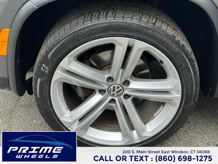 2015 Volkswagen Tiguan 4MOTION 4dr Auto R-Line, available for sale in East Windsor, Connecticut | Prime Wheels. East Windsor, Connecticut 2015 Volkswagen Tiguan 4MOTION 4dr Auto R-Line, available for sale in East Windsor, Connecticut | Prime Wheels. East Windsor, Connecticut