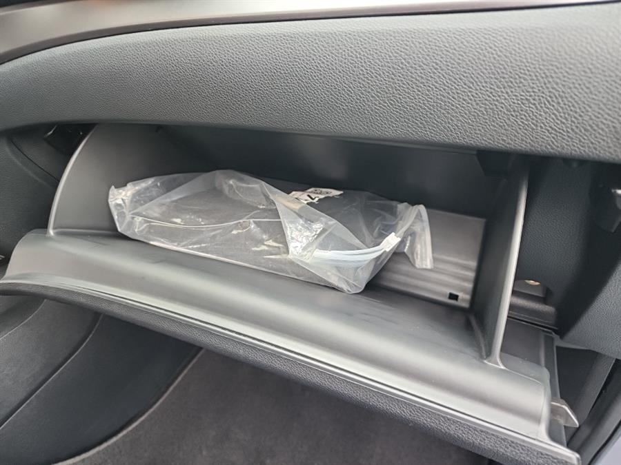 2022 Honda Pilot Special Edition AWD, available for sale in Islip, New York | L.I. Auto Gallery. Islip, New York 2022 Honda Pilot Special Edition AWD, available for sale in Islip, New York | L.I. Auto Gallery. Islip, New York
