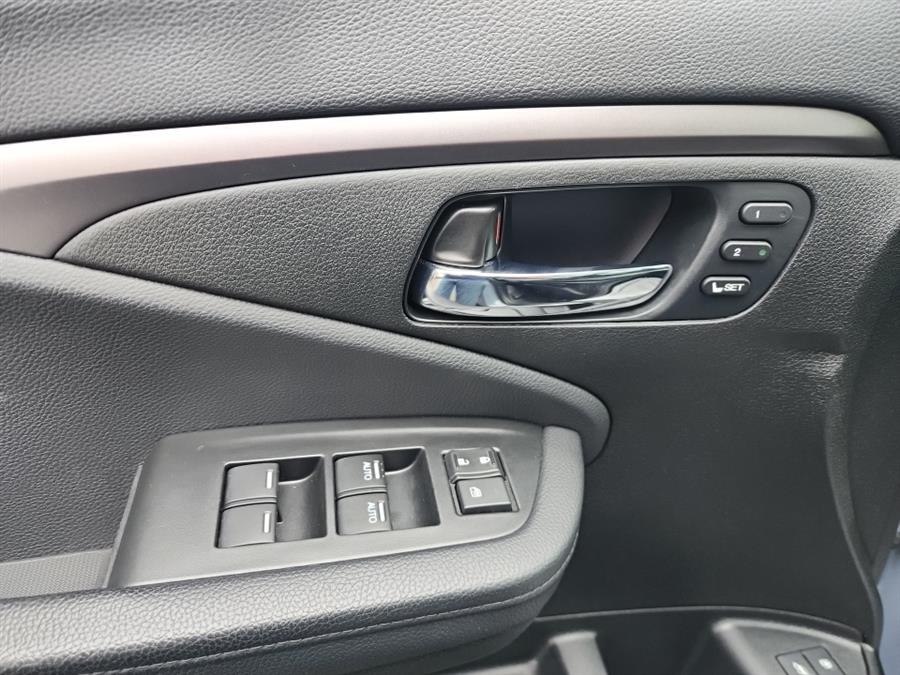 2022 Honda Pilot Special Edition AWD, available for sale in Islip, New York | L.I. Auto Gallery. Islip, New York 2022 Honda Pilot Special Edition AWD, available for sale in Islip, New York | L.I. Auto Gallery. Islip, New York