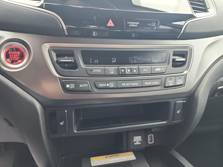 2022 Honda Pilot Special Edition AWD, available for sale in Islip, New York | L.I. Auto Gallery. Islip, New York 2022 Honda Pilot Special Edition AWD, available for sale in Islip, New York | L.I. Auto Gallery. Islip, New York
