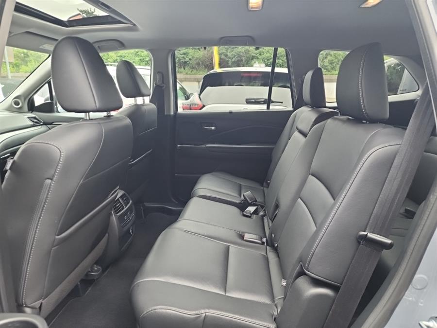 2022 Honda Pilot Special Edition AWD, available for sale in Islip, New York | L.I. Auto Gallery. Islip, New York 2022 Honda Pilot Special Edition AWD, available for sale in Islip, New York | L.I. Auto Gallery. Islip, New York