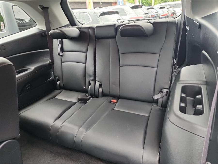 2022 Honda Pilot Special Edition AWD, available for sale in Islip, New York | L.I. Auto Gallery. Islip, New York 2022 Honda Pilot Special Edition AWD, available for sale in Islip, New York | L.I. Auto Gallery. Islip, New York