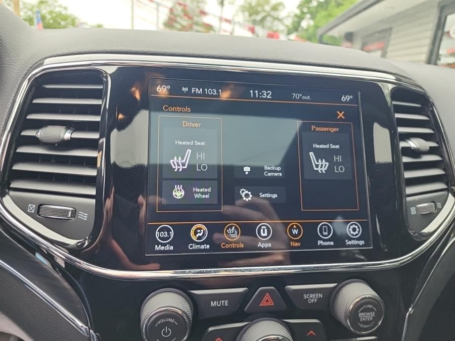 2021 Jeep Grand Cherokee Limited 4x4, available for sale in Islip, New York | L.I. Auto Gallery. Islip, New York 2021 Jeep Grand Cherokee Limited 4x4, available for sale in Islip, New York | L.I. Auto Gallery. Islip, New York