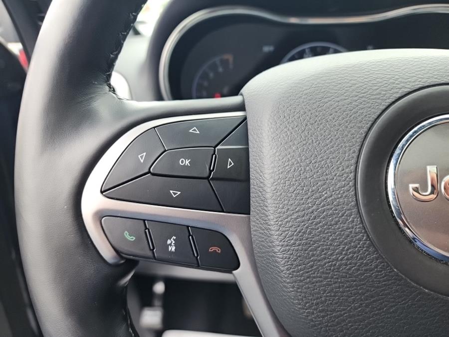 2021 Jeep Grand Cherokee Limited 4x4, available for sale in Islip, New York | L.I. Auto Gallery. Islip, New York 2021 Jeep Grand Cherokee Limited 4x4, available for sale in Islip, New York | L.I. Auto Gallery. Islip, New York