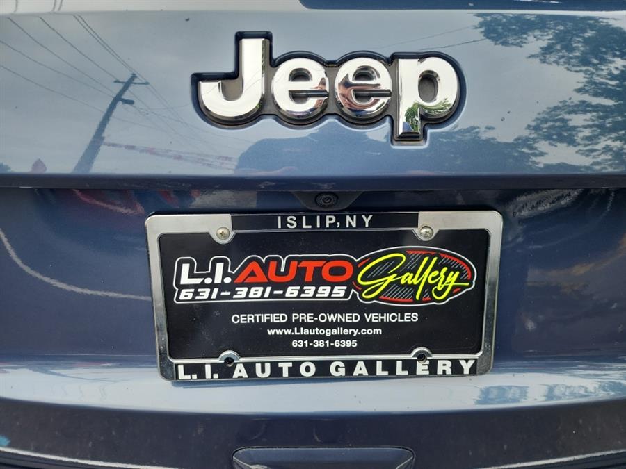 2021 Jeep Grand Cherokee Limited 4x4, available for sale in Islip, New York | L.I. Auto Gallery. Islip, New York 2021 Jeep Grand Cherokee Limited 4x4, available for sale in Islip, New York | L.I. Auto Gallery. Islip, New York