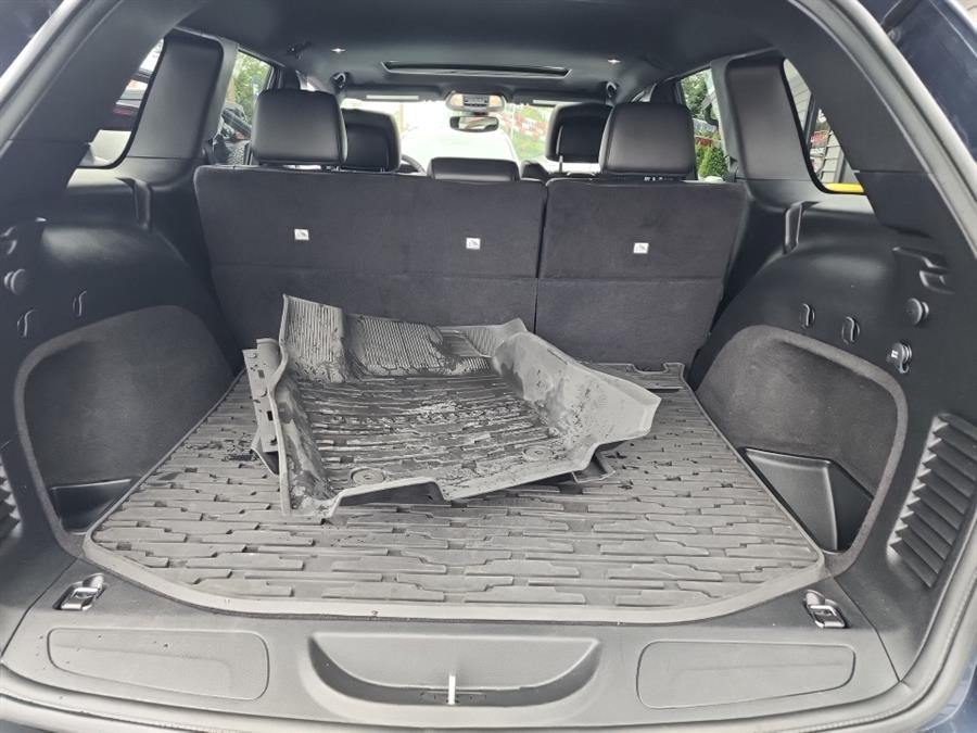 2021 Jeep Grand Cherokee Limited 4x4, available for sale in Islip, New York | L.I. Auto Gallery. Islip, New York 2021 Jeep Grand Cherokee Limited 4x4, available for sale in Islip, New York | L.I. Auto Gallery. Islip, New York