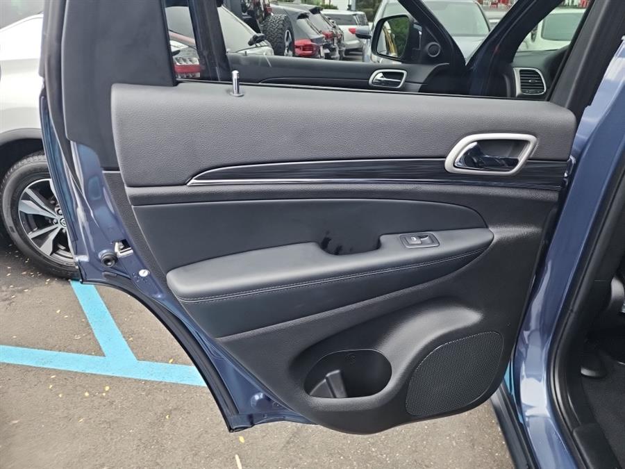 2021 Jeep Grand Cherokee Limited 4x4, available for sale in Islip, New York | L.I. Auto Gallery. Islip, New York 2021 Jeep Grand Cherokee Limited 4x4, available for sale in Islip, New York | L.I. Auto Gallery. Islip, New York