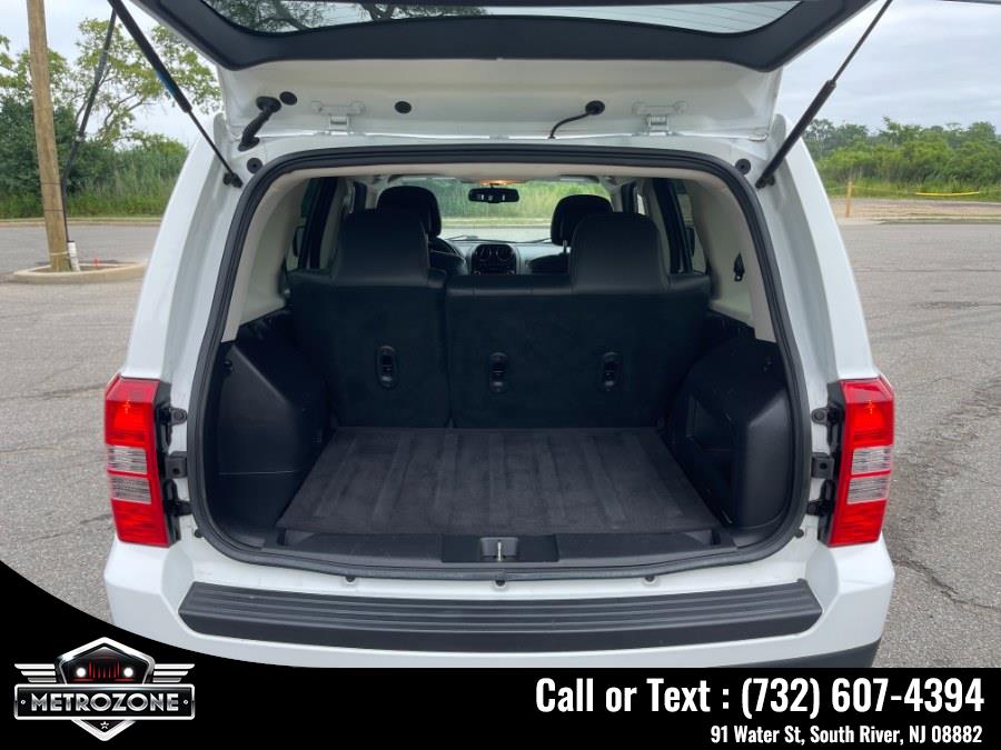 2015 Jeep Patriot 4WD 4dr High Altitude Edition, available for sale in South River, New Jersey | Metrozone Motor Group. South River, New Jersey 2015 Jeep Patriot 4WD 4dr High Altitude Edition, available for sale in South River, New Jersey | Metrozone Motor Group. South River, New Jersey