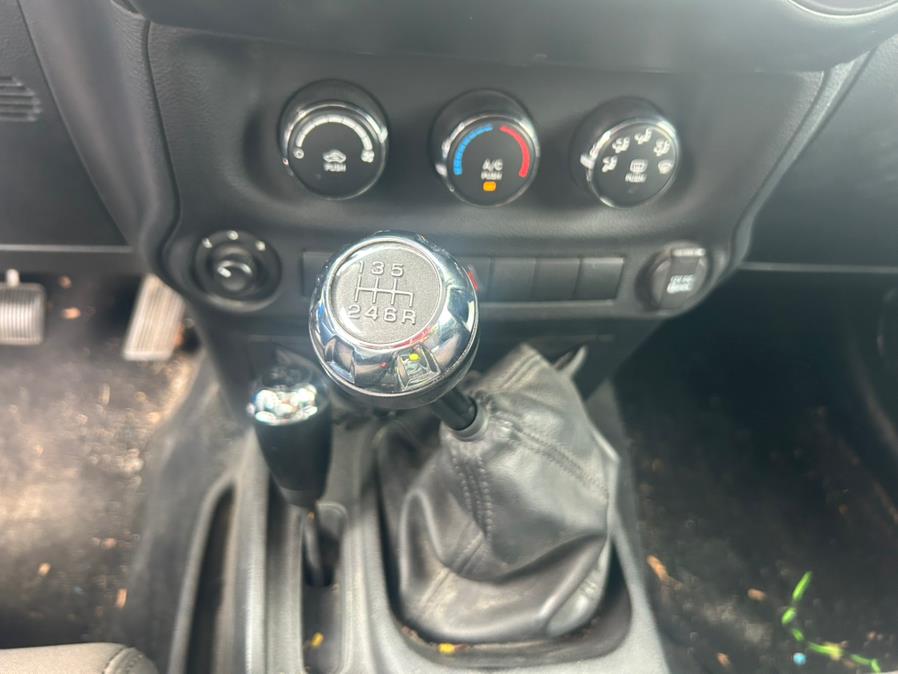 2012 Jeep Wrangler Unlimited 4WD 4dr Sport, available for sale in Vernon Rockville, Connecticut | Vernon Motor Cars. Vernon Rockville, Connecticut 2012 Jeep Wrangler Unlimited 4WD 4dr Sport, available for sale in Vernon Rockville, Connecticut | Vernon Motor Cars. Vernon Rockville, Connecticut