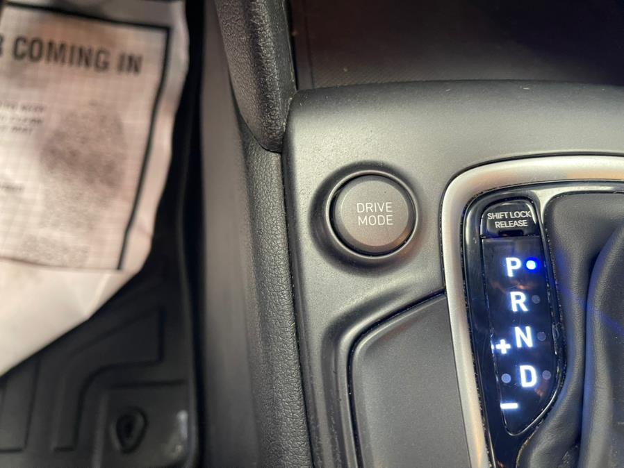 2019 Hyundai Kona SE Auto AWD, available for sale in Suffern, New York | Rockland Motor Sport. Suffern, New York 2019 Hyundai Kona SE Auto AWD, available for sale in Suffern, New York | Rockland Motor Sport. Suffern, New York