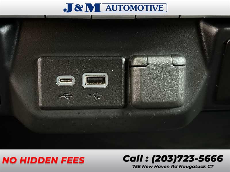 2021 Chevrolet Silverado 1500 Custom Trail Boss, available for sale in Naugatuck, Connecticut | J&M Automotive Sls&Svc LLC. Naugatuck, Connecticut 2021 Chevrolet Silverado 1500 Custom Trail Boss, available for sale in Naugatuck, Connecticut | J&M Automotive Sls&Svc LLC. Naugatuck, Connecticut