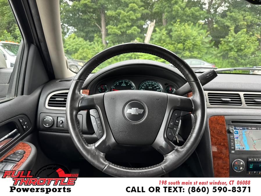 2008 Chevrolet Avalanche 4WD Crew Cab 130" LS, available for sale in East Windsor, Connecticut | Full Throttle Power Sports LLC. East Windsor, Connecticut 2008 Chevrolet Avalanche 4WD Crew Cab 130" LS, available for sale in East Windsor, Connecticut | Full Throttle Power Sports LLC. East Windsor, Connecticut
