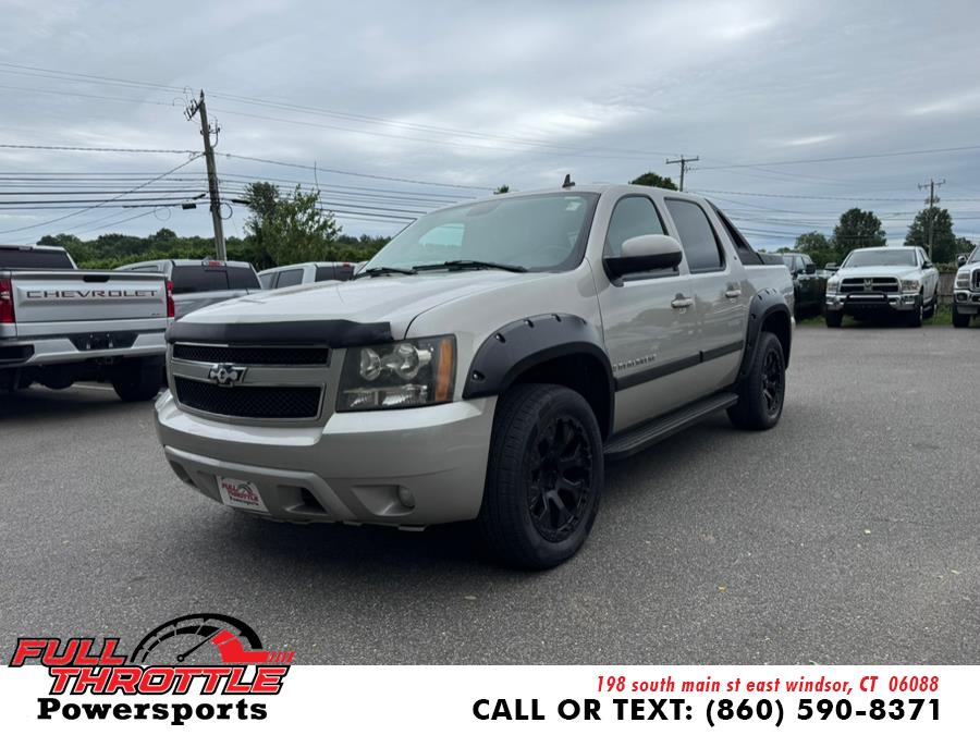 2008 Chevrolet Avalanche 4WD Crew Cab 130" LS, available for sale in East Windsor, Connecticut | Full Throttle Power Sports LLC. East Windsor, Connecticut 2008 Chevrolet Avalanche 4WD Crew Cab 130" LS, available for sale in East Windsor, Connecticut | Full Throttle Power Sports LLC. East Windsor, Connecticut