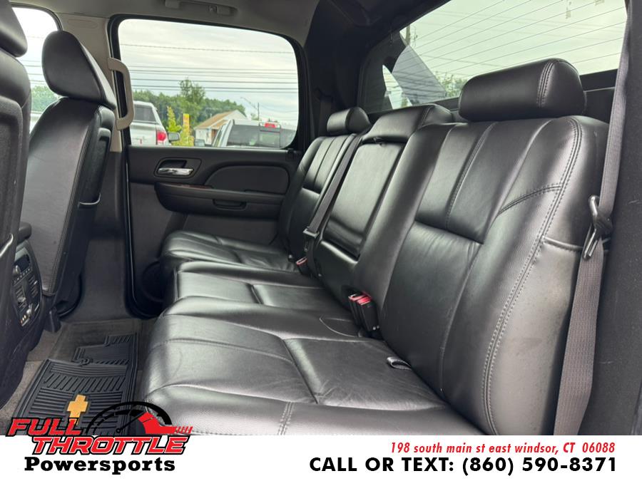 2008 Chevrolet Avalanche 4WD Crew Cab 130" LS, available for sale in East Windsor, Connecticut | Full Throttle Power Sports LLC. East Windsor, Connecticut 2008 Chevrolet Avalanche 4WD Crew Cab 130" LS, available for sale in East Windsor, Connecticut | Full Throttle Power Sports LLC. East Windsor, Connecticut