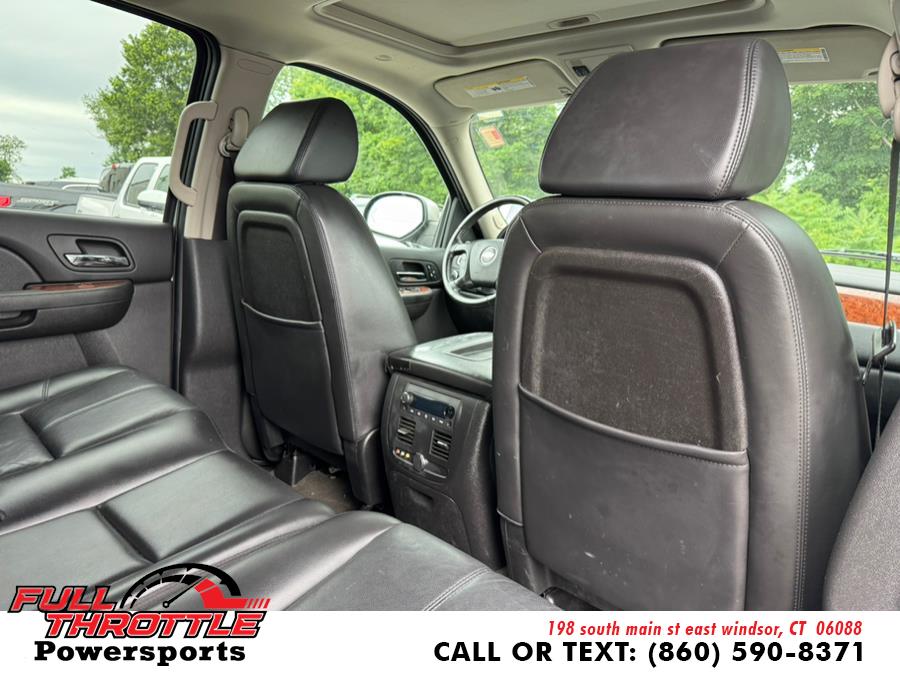 2008 Chevrolet Avalanche 4WD Crew Cab 130" LS, available for sale in East Windsor, Connecticut | Full Throttle Power Sports LLC. East Windsor, Connecticut 2008 Chevrolet Avalanche 4WD Crew Cab 130" LS, available for sale in East Windsor, Connecticut | Full Throttle Power Sports LLC. East Windsor, Connecticut
