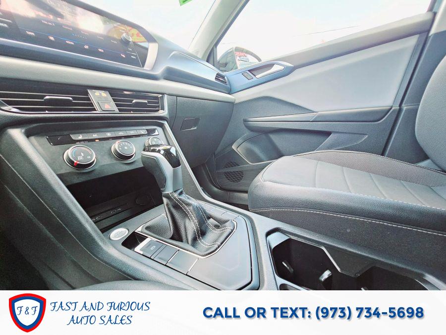 2022 Volkswagen Taos SE Sport Utility 4D, available for sale in Newark, New Jersey | Fast and Furious Auto Sales. Newark, New Jersey 2022 Volkswagen Taos SE Sport Utility 4D, available for sale in Newark, New Jersey | Fast and Furious Auto Sales. Newark, New Jersey