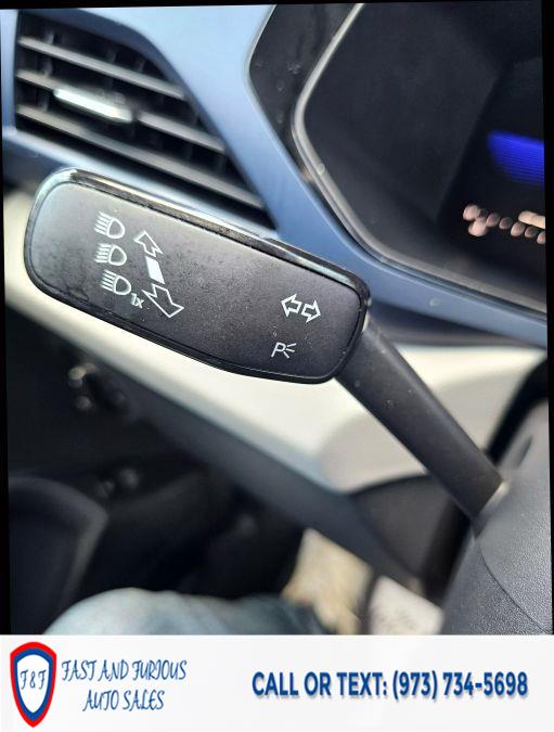 2022 Volkswagen Taos SE Sport Utility 4D, available for sale in Newark, New Jersey | Fast and Furious Auto Sales. Newark, New Jersey 2022 Volkswagen Taos SE Sport Utility 4D, available for sale in Newark, New Jersey | Fast and Furious Auto Sales. Newark, New Jersey