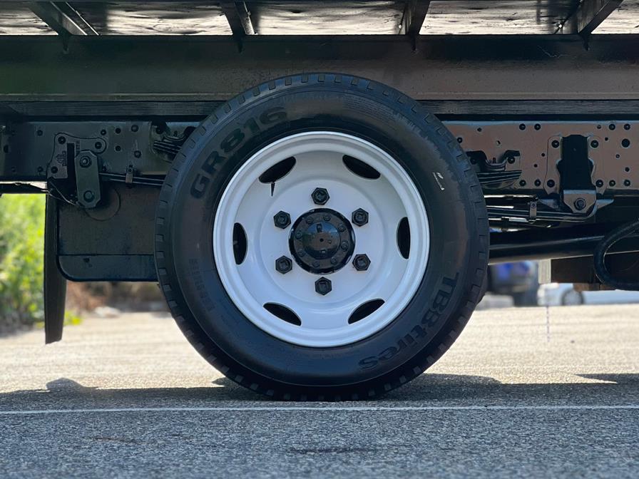 2020 Isuzu NRR 16 FT DUMP TRUCK W/ LIFT-GATE, available for sale in Paterson, New Jersey | Speedway Commercial Motors LLC. Paterson, New Jersey 2020 Isuzu NRR 16 FT DUMP TRUCK W/ LIFT-GATE, available for sale in Paterson, New Jersey | Speedway Commercial Motors LLC. Paterson, New Jersey