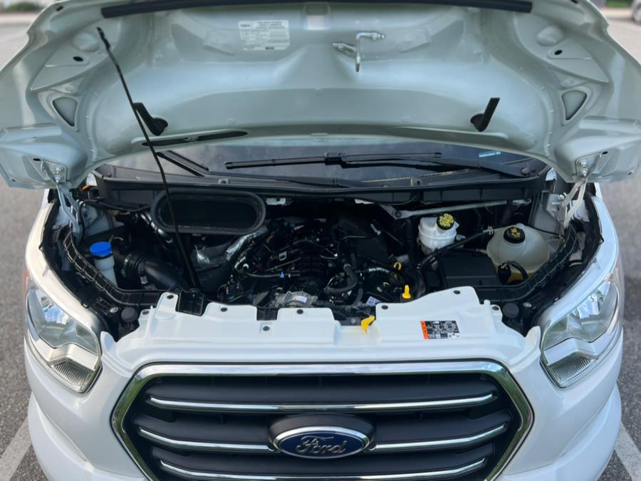 2020 Ford Transit 15 Passenger Wagon T-350 148" Med Roof XLT RWD, available for sale in Paterson, New Jersey | Speedway Motors LLC. Paterson, New Jersey 2020 Ford Transit 15 Passenger Wagon T-350 148" Med Roof XLT RWD, available for sale in Paterson, New Jersey | Speedway Motors LLC. Paterson, New Jersey