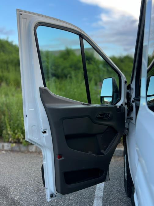 2020 Ford Transit 15 Passenger Wagon T-350 148" Med Roof XLT RWD, available for sale in Paterson, New Jersey | Speedway Motors LLC. Paterson, New Jersey 2020 Ford Transit 15 Passenger Wagon T-350 148" Med Roof XLT RWD, available for sale in Paterson, New Jersey | Speedway Motors LLC. Paterson, New Jersey