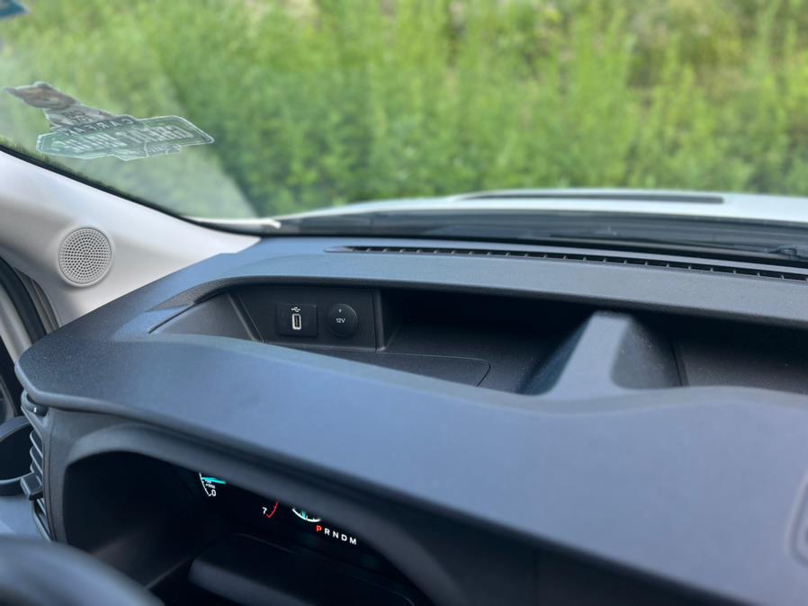 2020 Ford Transit 15 Passenger Wagon T-350 148" Med Roof XLT RWD, available for sale in Paterson, New Jersey | Speedway Motors LLC. Paterson, New Jersey 2020 Ford Transit 15 Passenger Wagon T-350 148" Med Roof XLT RWD, available for sale in Paterson, New Jersey | Speedway Motors LLC. Paterson, New Jersey