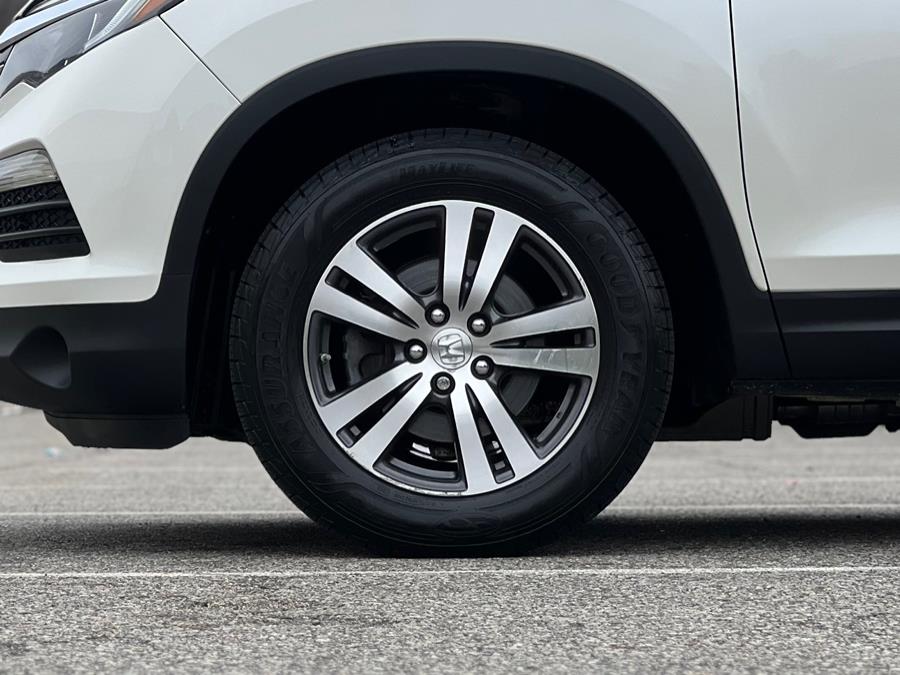 2017 Honda Pilot EX-L w/Honda Sensing AWD, available for sale in Paterson, New Jersey | Speedway Motors LLC. Paterson, New Jersey 2017 Honda Pilot EX-L w/Honda Sensing AWD, available for sale in Paterson, New Jersey | Speedway Motors LLC. Paterson, New Jersey