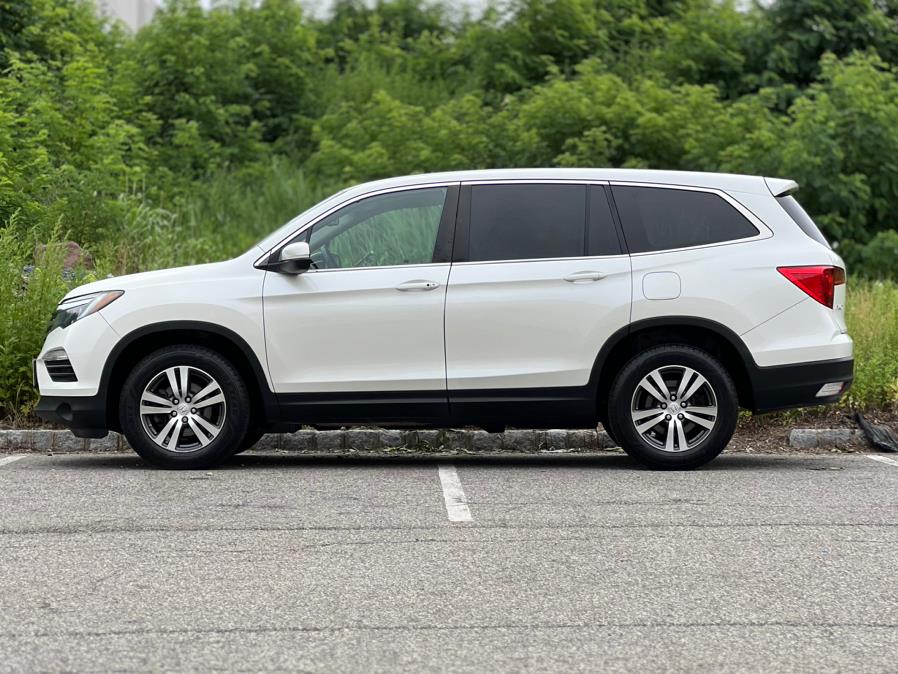2017 Honda Pilot EX-L w/Honda Sensing AWD, available for sale in Paterson, New Jersey | Speedway Motors LLC. Paterson, New Jersey 2017 Honda Pilot EX-L w/Honda Sensing AWD, available for sale in Paterson, New Jersey | Speedway Motors LLC. Paterson, New Jersey