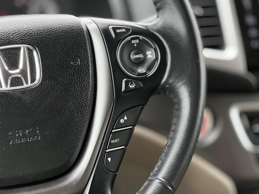 2017 Honda Pilot EX-L w/Honda Sensing AWD, available for sale in Paterson, New Jersey | Speedway Motors LLC. Paterson, New Jersey 2017 Honda Pilot EX-L w/Honda Sensing AWD, available for sale in Paterson, New Jersey | Speedway Motors LLC. Paterson, New Jersey