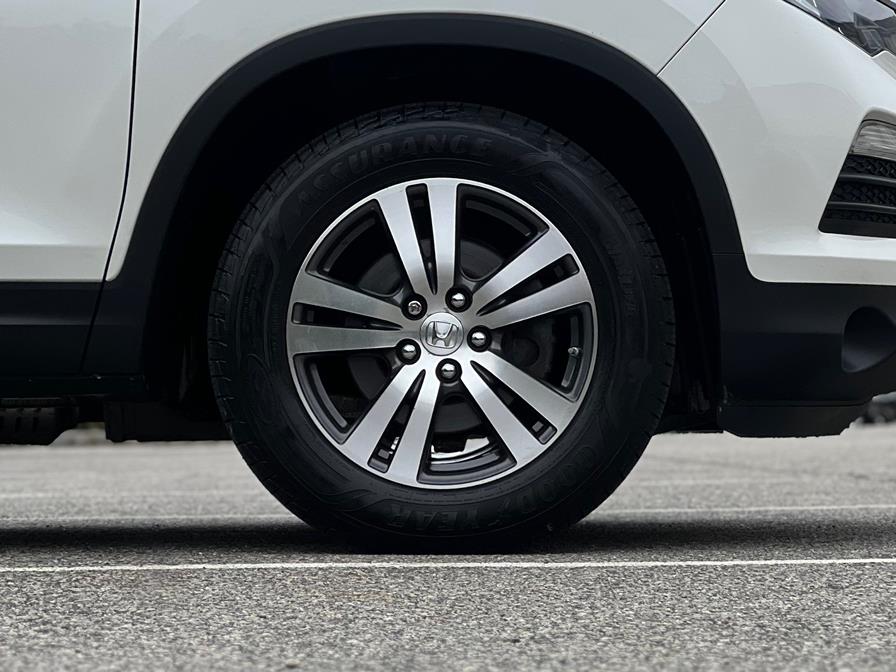 2017 Honda Pilot EX-L w/Honda Sensing AWD, available for sale in Paterson, New Jersey | Speedway Motors LLC. Paterson, New Jersey 2017 Honda Pilot EX-L w/Honda Sensing AWD, available for sale in Paterson, New Jersey | Speedway Motors LLC. Paterson, New Jersey