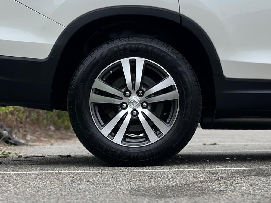 2017 Honda Pilot EX-L w/Honda Sensing AWD, available for sale in Paterson, New Jersey | Speedway Motors LLC. Paterson, New Jersey 2017 Honda Pilot EX-L w/Honda Sensing AWD, available for sale in Paterson, New Jersey | Speedway Motors LLC. Paterson, New Jersey
