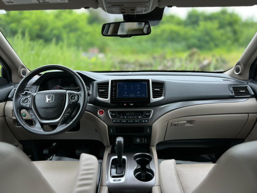 2017 Honda Pilot EX-L w/Honda Sensing AWD, available for sale in Paterson, New Jersey | Speedway Motors LLC. Paterson, New Jersey 2017 Honda Pilot EX-L w/Honda Sensing AWD, available for sale in Paterson, New Jersey | Speedway Motors LLC. Paterson, New Jersey