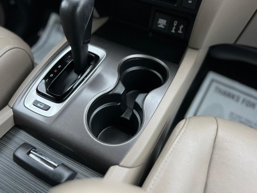 2017 Honda Pilot EX-L w/Honda Sensing AWD, available for sale in Paterson, New Jersey | Speedway Motors LLC. Paterson, New Jersey 2017 Honda Pilot EX-L w/Honda Sensing AWD, available for sale in Paterson, New Jersey | Speedway Motors LLC. Paterson, New Jersey